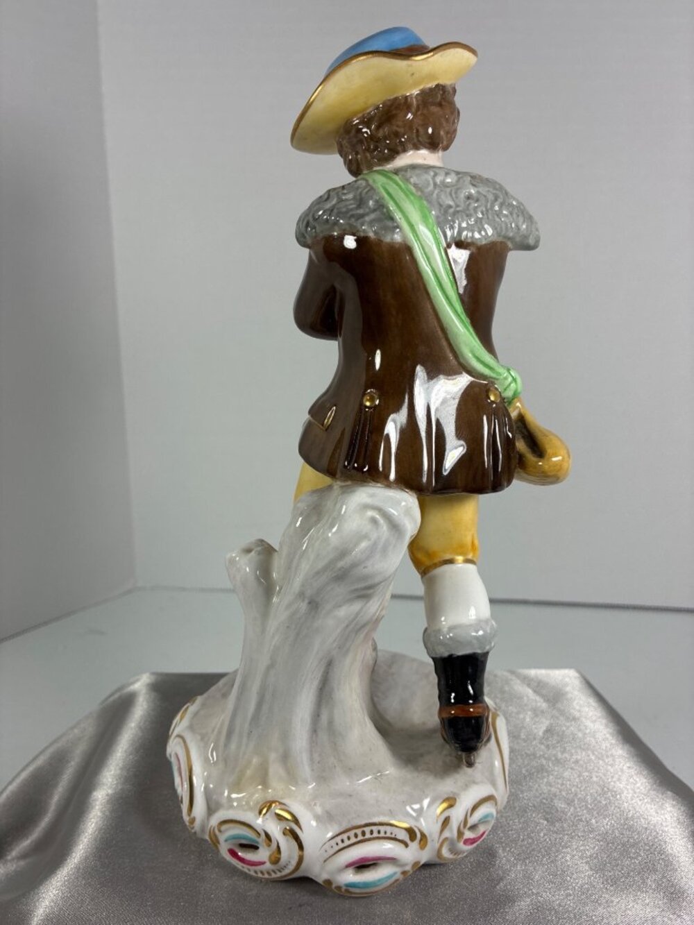 Vintage Winterling Germany Gentleman Figurine Brown Coat Rococo Porcelain Figure - Picture 6 of 14